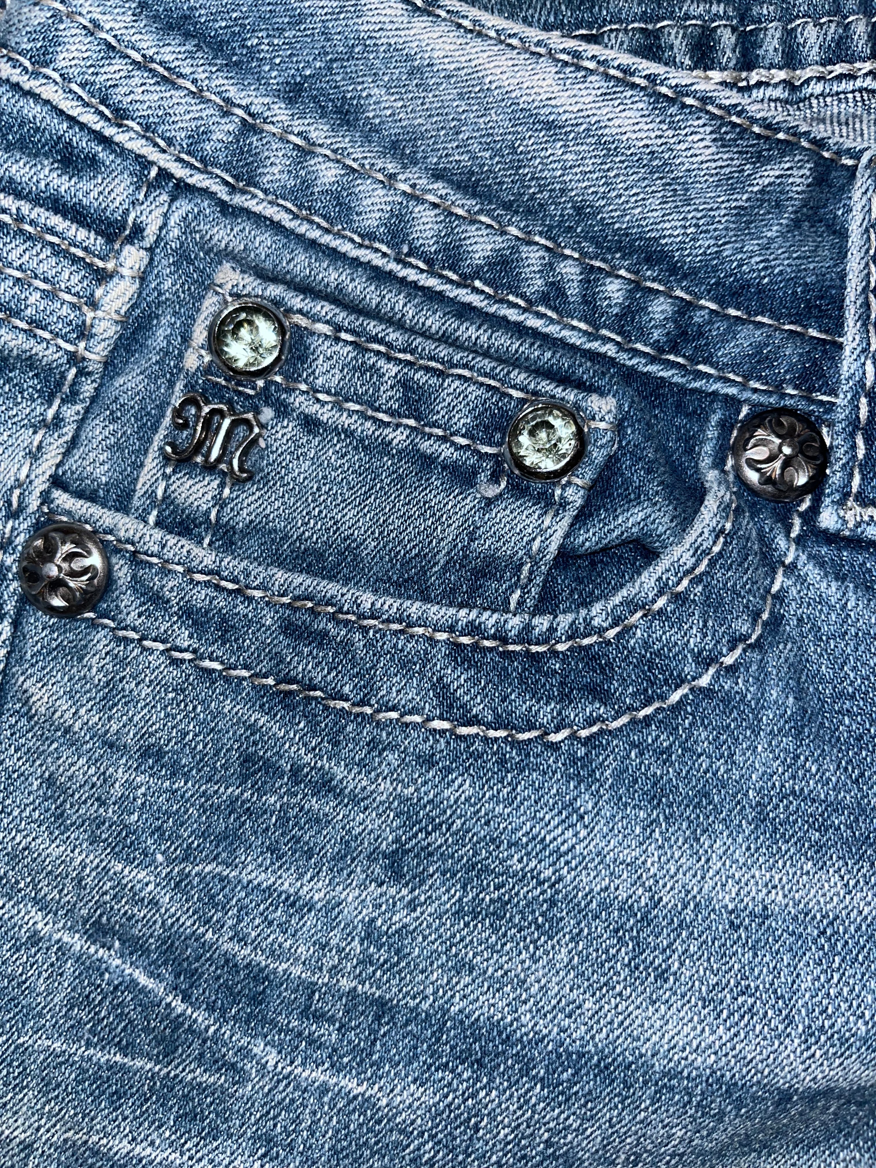 Miss Me Bootcut jeans