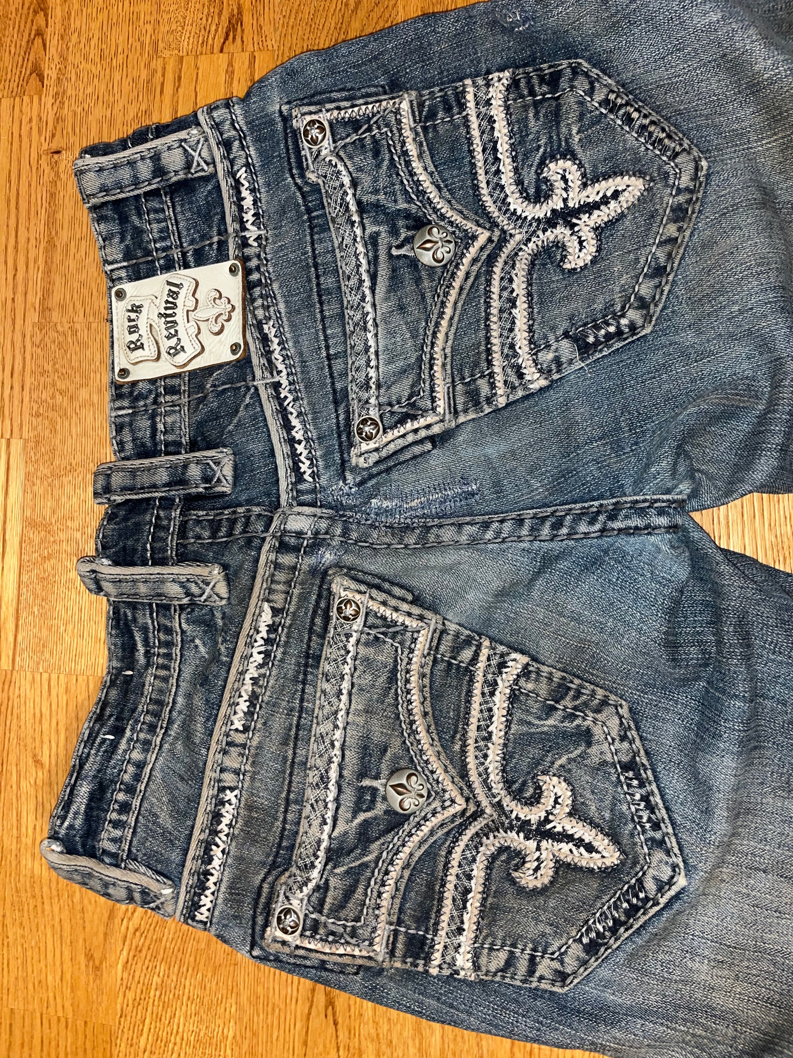 Rock Revival Dirt Wash